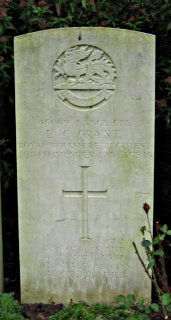 Ernest Grant at Le Cateau Military Cemetery